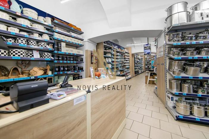 Pronájem obchodního prostoru, Klatovy, Pražská, 125 m2