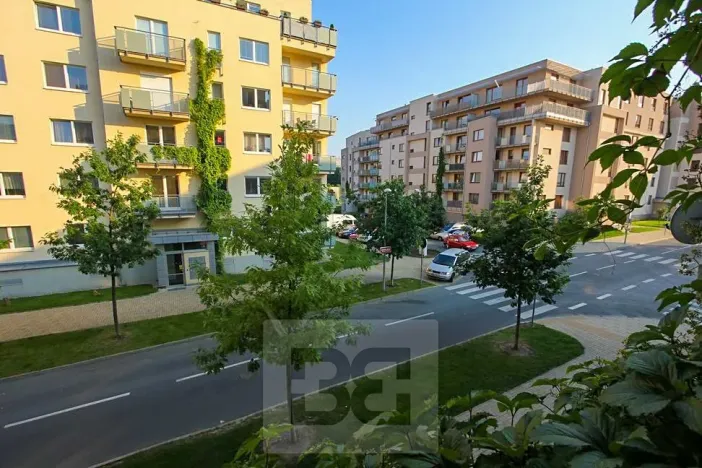 Pronájem bytu 1+kk, Praha - Hostivař, Rižská, 34 m2