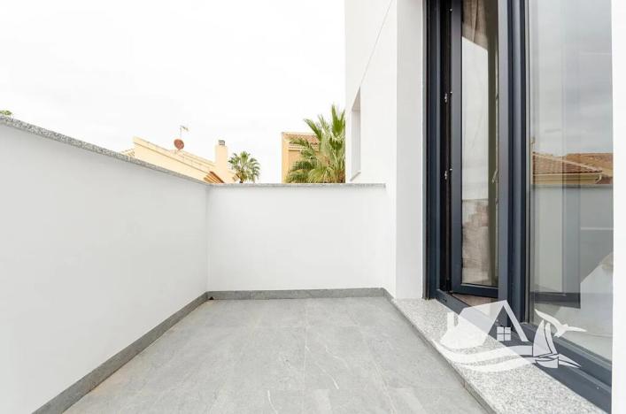 Prodej vily, Torrevieja, Španělsko, 95 m2