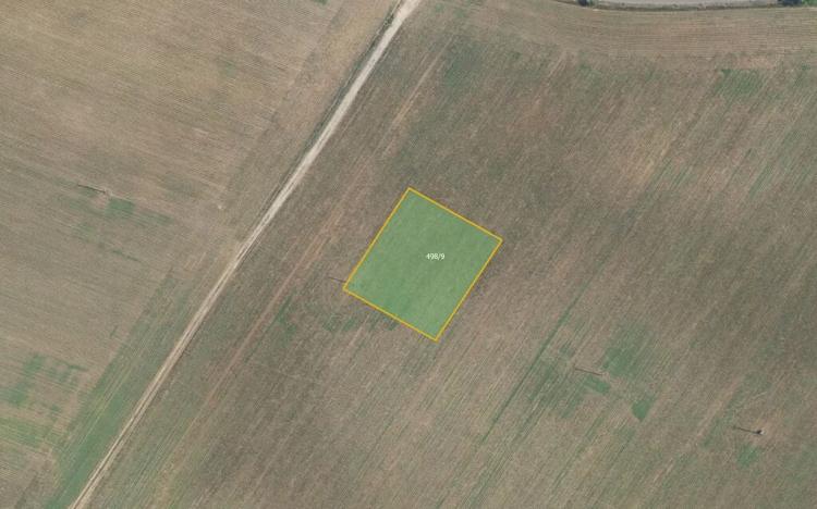 Prodej pole, Znojmo, 21178 m2