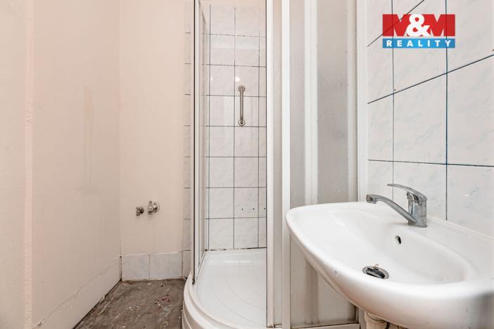 Prodej bytu 3+1, Náchod - Staré Město nad Metují, Pražská, 63 m2