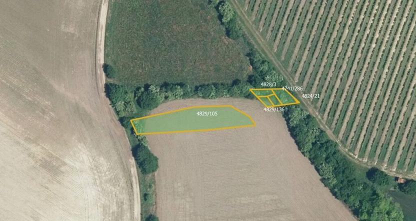 Prodej pole, Vracov, 2714 m2