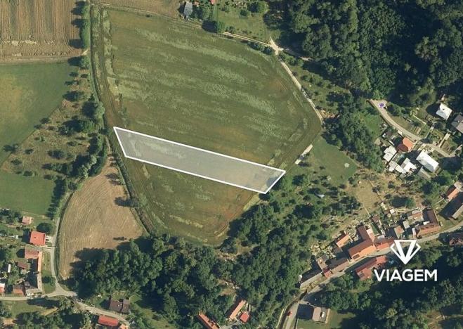 Prodej podílu pole, Šišma, 1211 m2