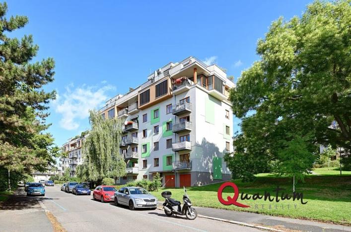 Pronájem bytu 1+kk, Praha - Žižkov, Květinková, 37 m2