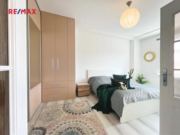 Pronájem bytu 2+kk, Praha - Michle, Nuselská, 49 m2