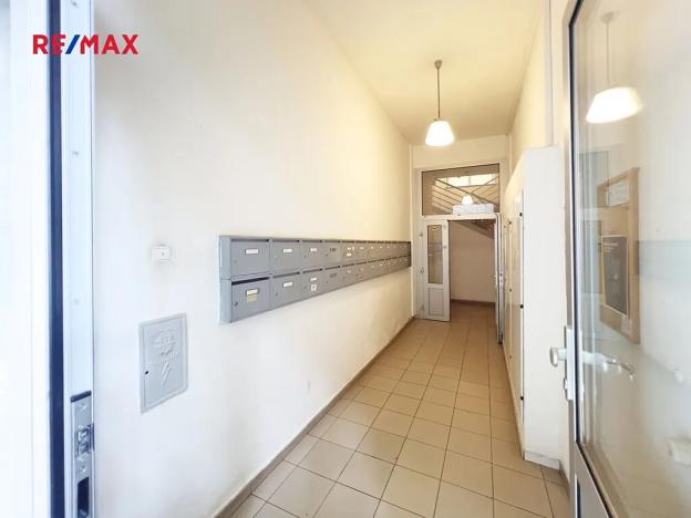 Pronájem bytu 2+kk, Praha - Michle, Nuselská, 49 m2