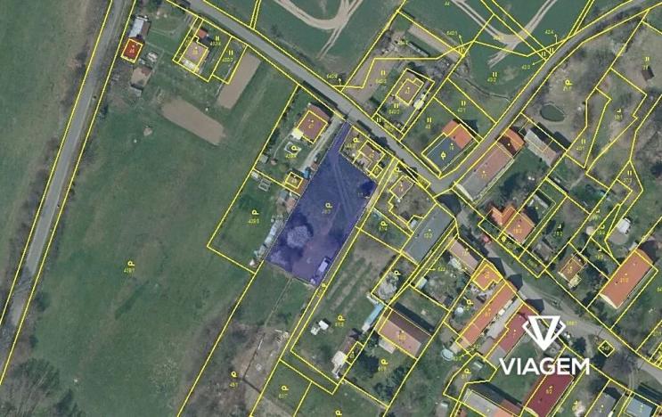 Prodej podílu komerčního pozemku, Úštěk, 885 m2