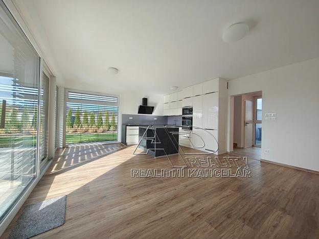 Pronájem rodinného domu, Roudné, 150 m2