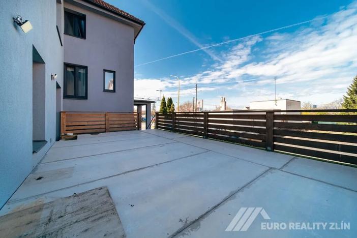 Pronájem restaurace, Otrokovice, Dr. E. Beneše, 237 m2