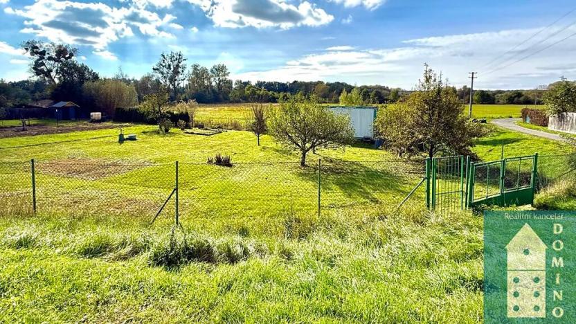 Prodej zahrady, Chropyně, 758 m2