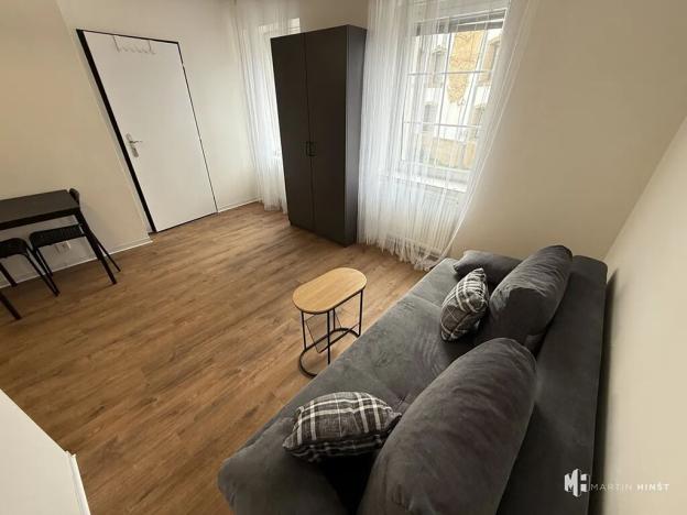 Pronájem bytu 1+kk, Praha - Dubeč, Starodubečská, 19 m2