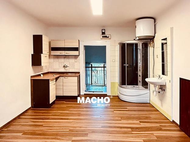 Pronájem bytu 1+kk, Mníšek pod Brdy, náměstí F. X. Svobody, 29 m2