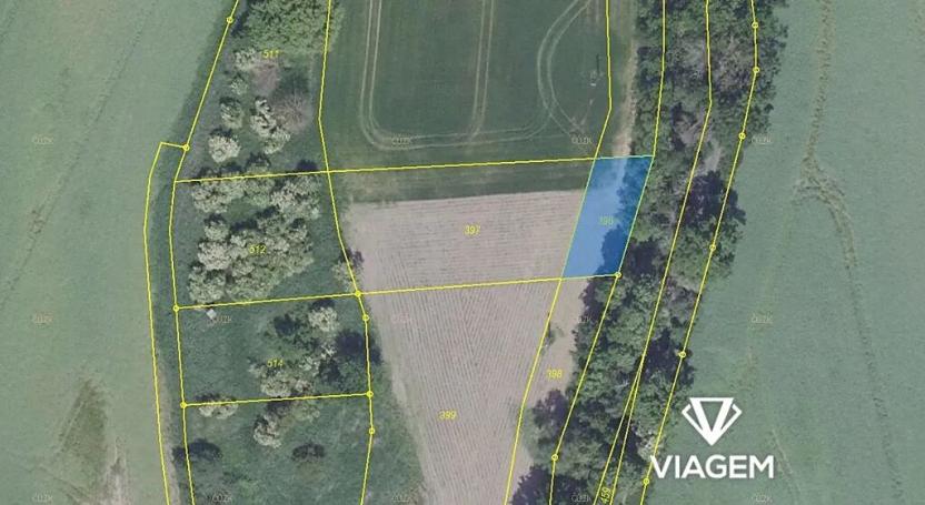 Prodej podílu pole, Žižice, 566 m2