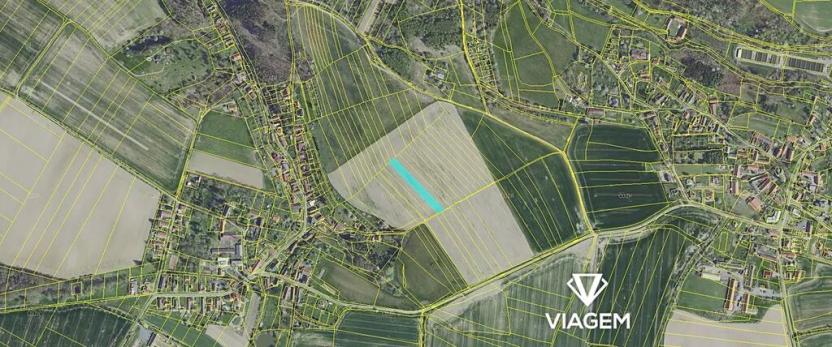 Prodej podílu pole, Církvice, 1235 m2