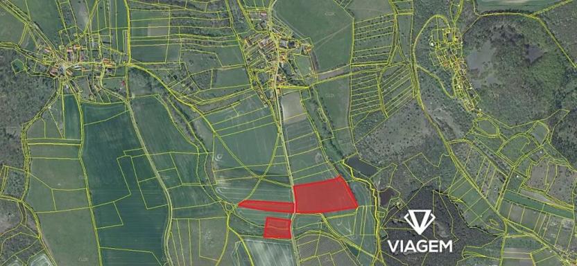 Prodej podílu pole, Staré Hrady, 3746 m2