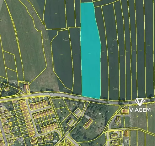 Prodej podílu pole, Křemže, 1559 m2