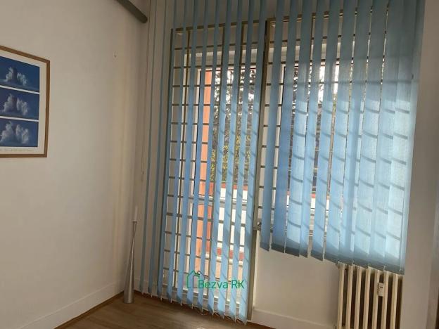 Pronájem obchodního prostoru, Beroun, Havlíčkova, 9 m2