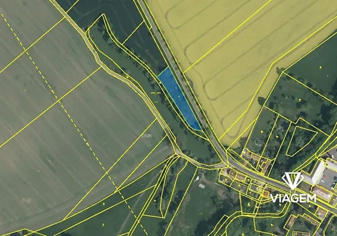 Prodej podílu pole, Pardubice, 651 m2