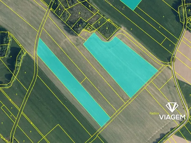 Prodej podílu pole, Radčice, 2387 m2