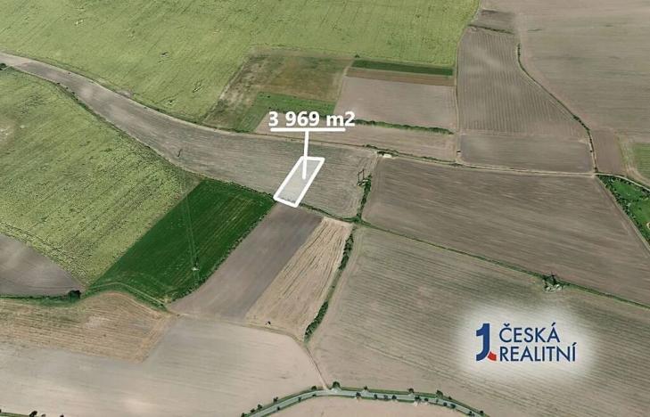 Prodej podílu pole, Krakovany, 661 m2