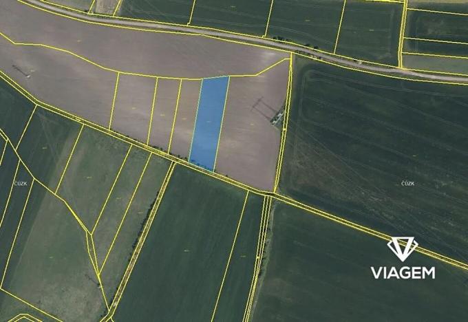 Prodej podílu pole, Krakovany, 661 m2