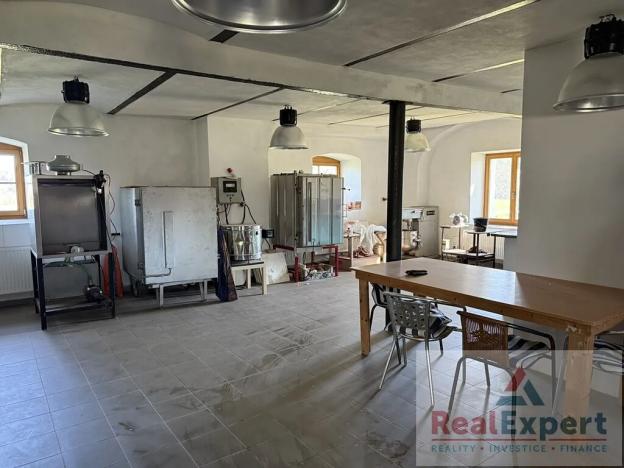 Prodej výrobních prostor, Bavorov, 3277 m2