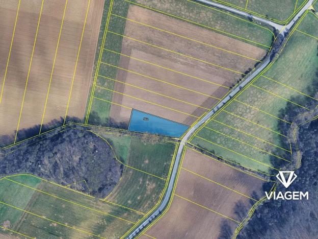 Prodej podílu pole, Hvozdec, 2028 m2