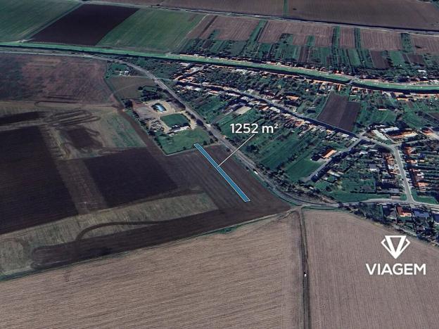 Prodej podílu pozemku, Kunovice, 375 m2