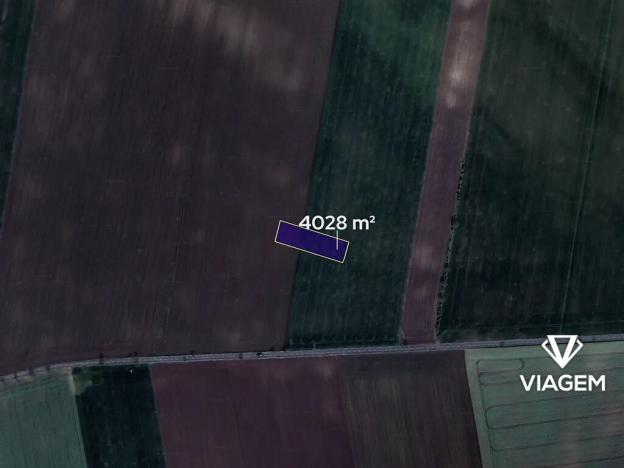 Prodej podílu pole, Martiněves, 335 m2