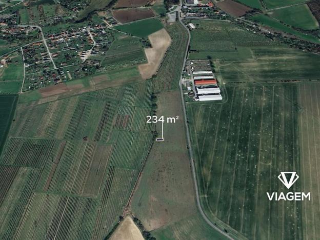 Prodej pole, Choltice, 234 m2