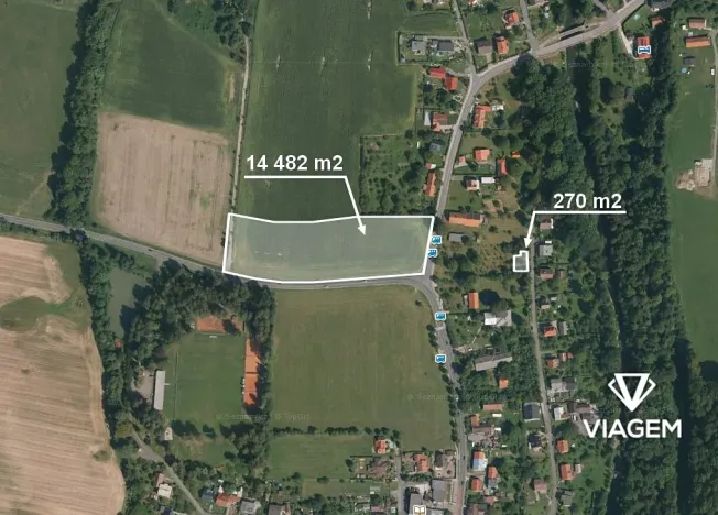 Prodej podílu pozemku pro bydlení, Kopřivnice, 3688 m2