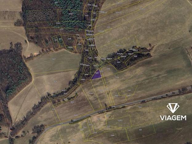 Prodej pole, Doubravy, 1196 m2