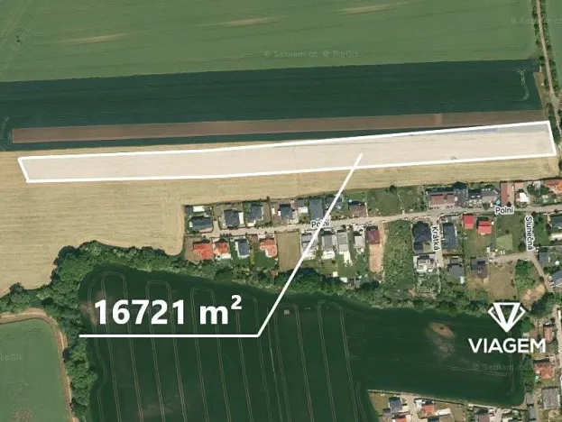 Prodej podílu pole, Veleň, 696 m2