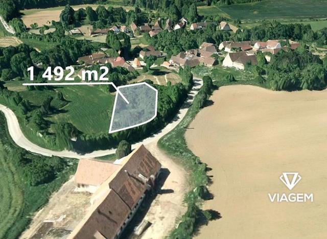 Prodej pole, Uherčice, 1492 m2