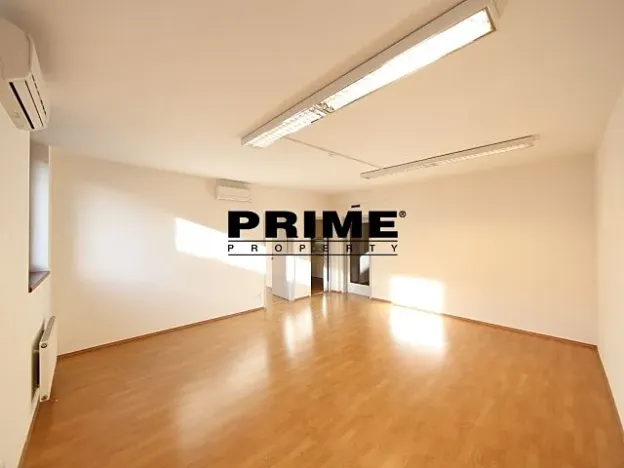 Pronájem kanceláře, Praha - Smíchov, Štefánikova, 83 m2
