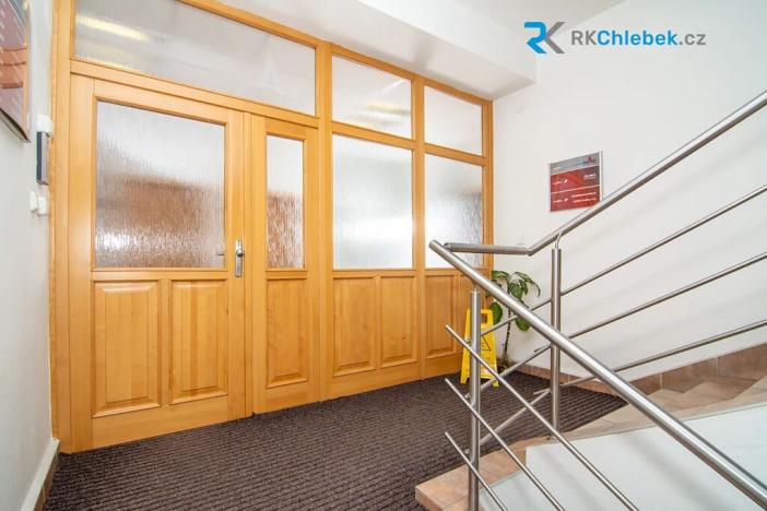 Pronájem kanceláře, Frýdek-Místek, Svazarmovská, 260 m2