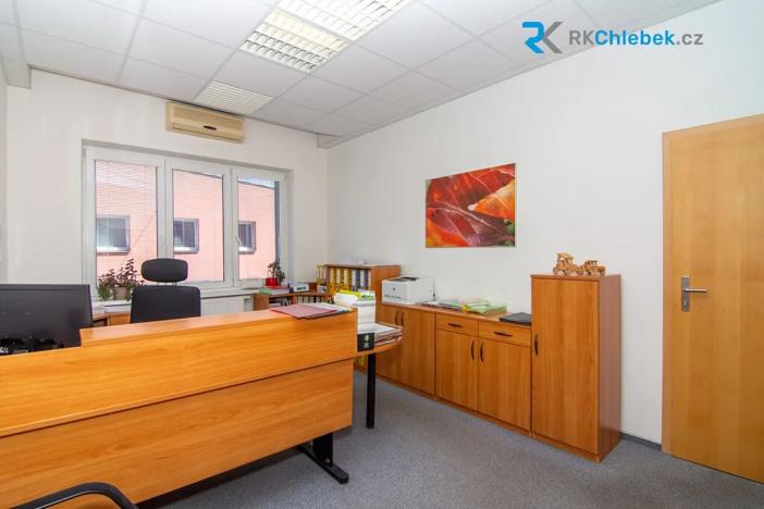 Pronájem kanceláře, Frýdek-Místek, Svazarmovská, 260 m2