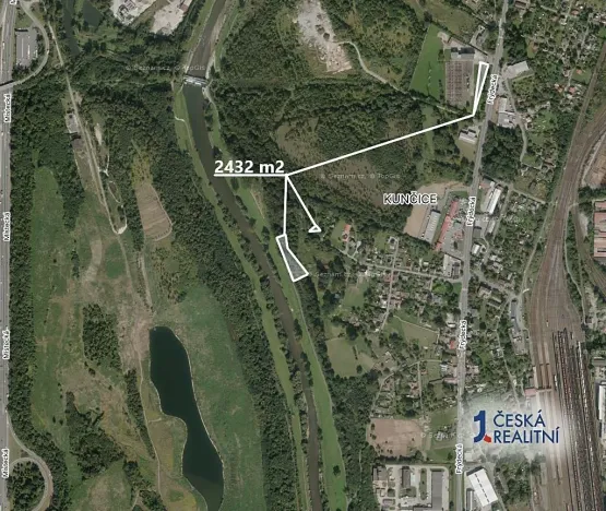 Prodej komerčního pozemku, Ostrava, 2432 m2