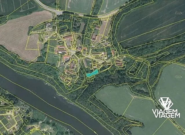 Prodej podílu pozemku pro bydlení, Chrášťany, 26 m2