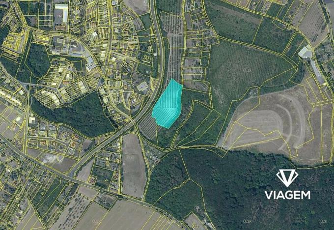 Prodej podílu pole, Roudnice nad Labem, 2009 m2