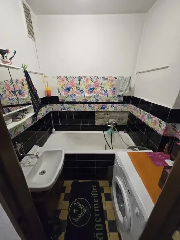 Prodej bytu 3+1, Hořice, Pod Lipou, 63 m2