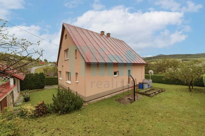 Prodej rodinného domu, Střelná, 144 m2