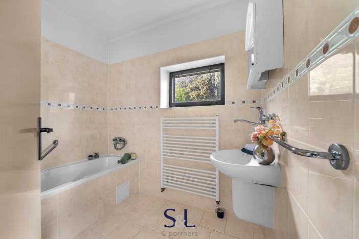 Prodej vícegeneračního domu, Telnice, 303 m2