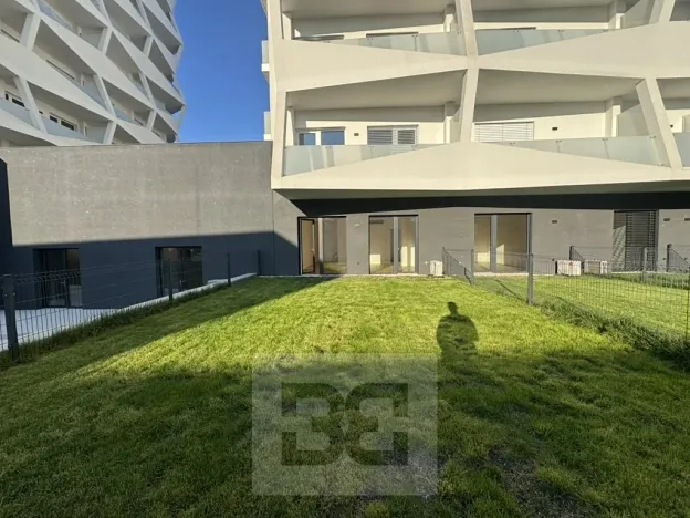 Pronájem bytu 1+kk, Brno, Komárovská, 50 m2