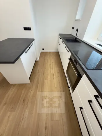 Pronájem bytu 4+1, Kladno, Čs. armády, 100 m2