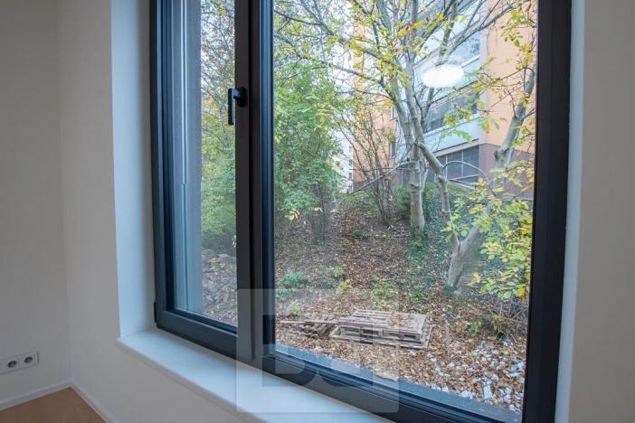 Pronájem bytu 2+kk, Praha - Libeň, Na Okrouhlíku, 52 m2