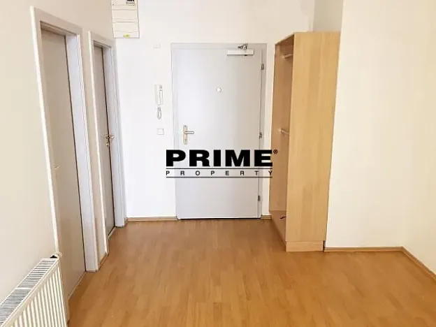 Pronájem kanceláře, Praha - Smíchov, Štefánikova, 70 m2