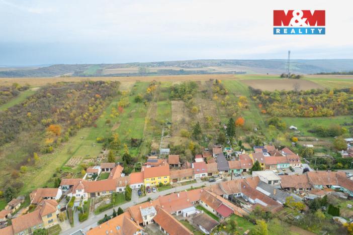 Prodej pozemku pro bydlení, Milešovice, 3385 m2