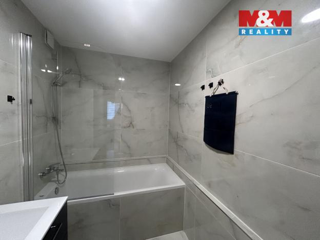 Pronájem bytu 3+1, Ústí nad Labem - Bukov, Vinařská, 70 m2