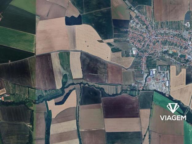 Prodej podílu pole, Hluk, 555 m2